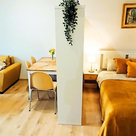 Apartament Zloty Swietoduska 12 Lublin Bagian luar foto